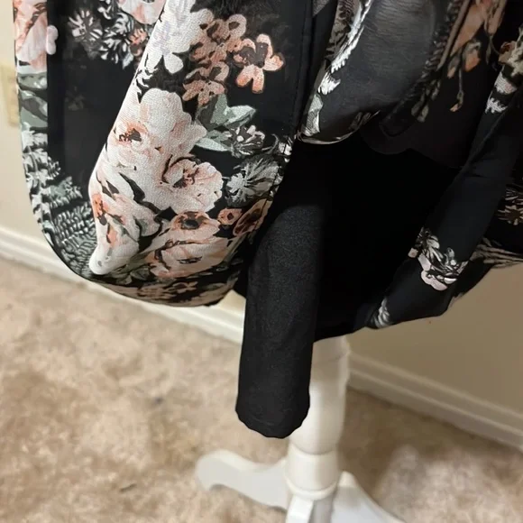 BCBG shift dress, black with pink florals, sz small - Picture 3 of 9